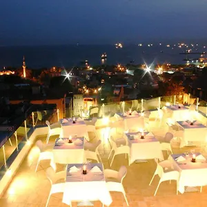 Hotel Daphne, Istanbul